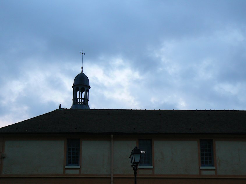 Le Donjon de Ste Genevieve-des-Bois: Le Donjon 144